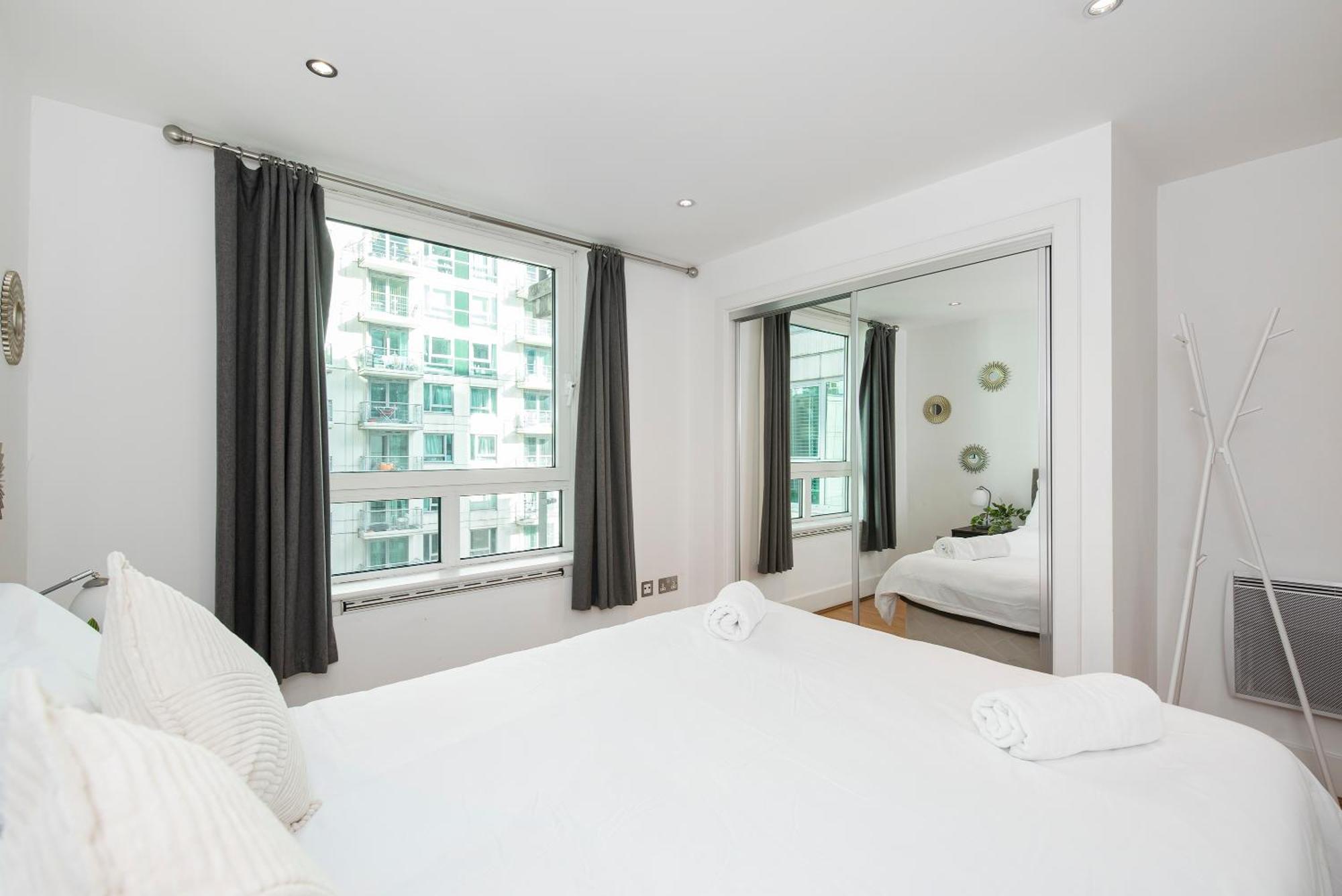 Апартаменты Compact 2 Bed Good Transport Links